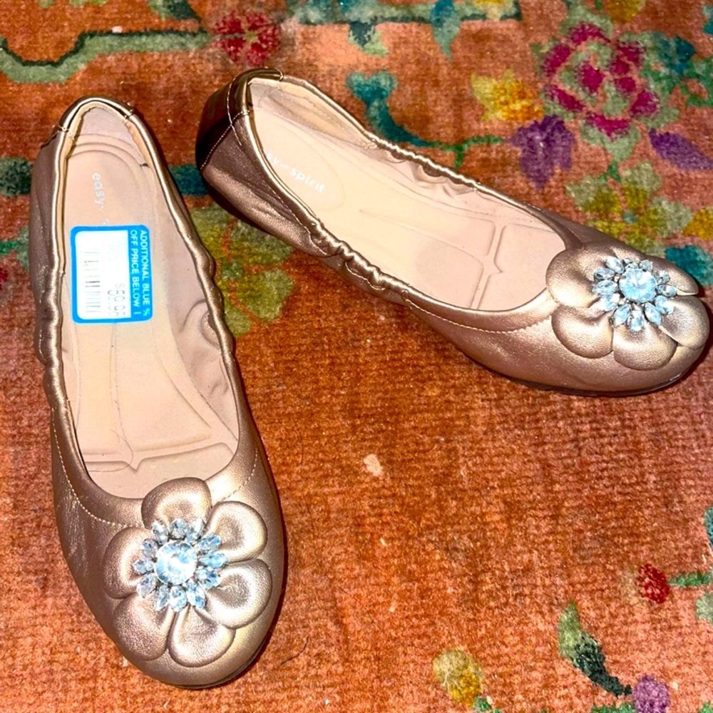 Women’s Easy Spirit Golden Bronze Leather Flat Slip-on Shoes Rhinestone size 7w
